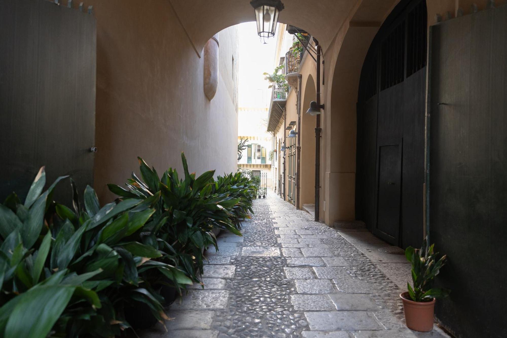 Dimora Artale In Cattedrale Apartman Palermo Kültér fotó